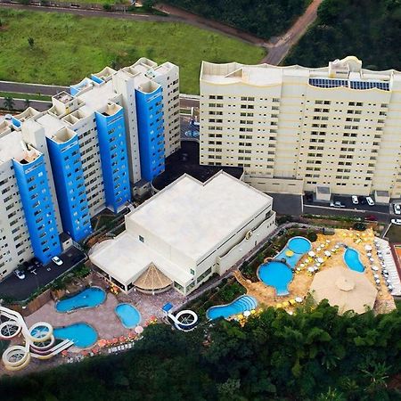 Golden Dolphin Grand Hotel - Flats Caldas Novas Dış mekan fotoğraf